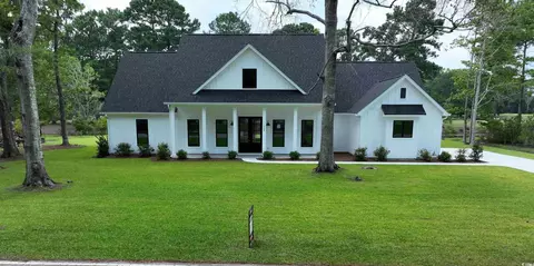 1464 Hawthorn Dr, Pawleys Island, SC 29585