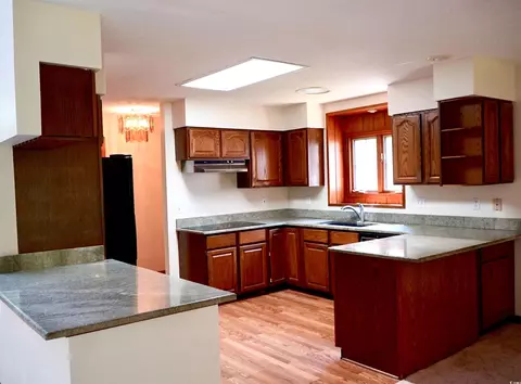 Kitchen - 116 Capt Anthony White Ln, Georgetown, SC 29440 photo 4 of 5