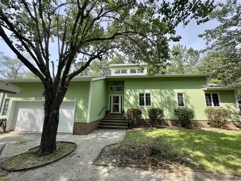 116 Capt Anthony White Ln, Georgetown, SC 29440