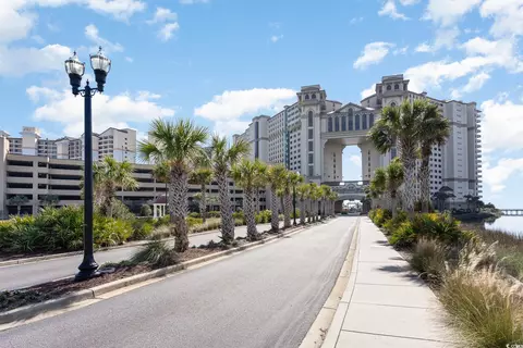 100 N Beach Blvd #212, North Myrtle Beach, SC 29582