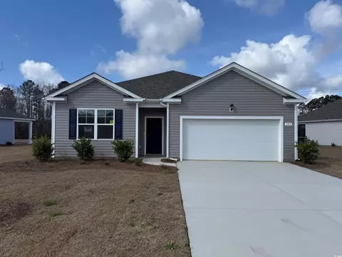 393 Glade Ct, Loris, SC 29569