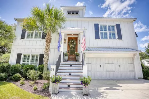 14 Flaggpoint Ln, Murrells Inlet, SC 29576