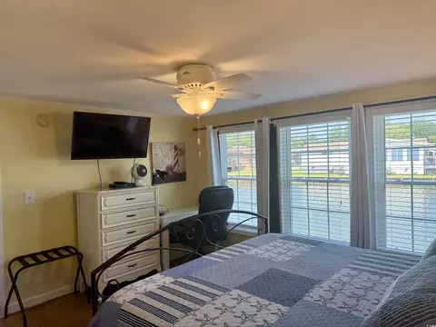 416 Oceanside Dr, Surfside Beach, SC 29575 photo 14