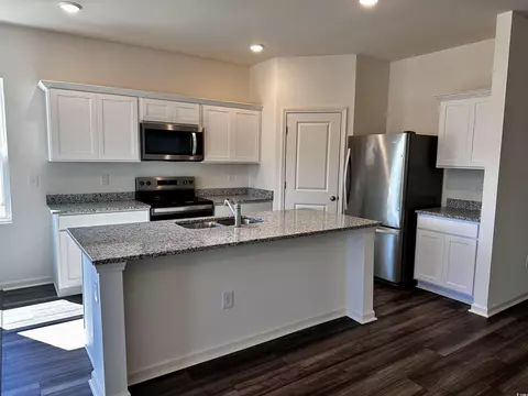 Kitchen - 574 Castillo Dr, Loris, SC 29569 photo 1 of 1