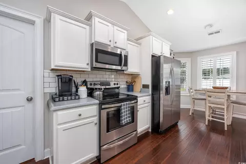 Kitchen - 308 Millbrook Cir, Galivants Ferry, SC 29544 photo 2 of 3