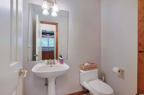 Bath - 1601 Dick Pond Rd, Surfside Beach, SC 29575 photo 1 of 4