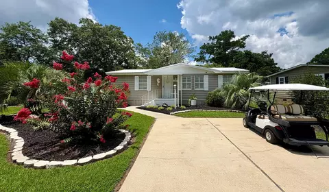 871 Raleigh Trl, Murrells Inlet, SC 29576