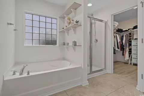 Bath - 733 Old Castle Loop, Myrtle Beach, SC 29579 photo 1 of 3