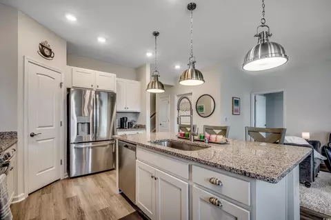 Kitchen - 776 Hackberry Way, Longs, SC 29568 photo 4 of 5