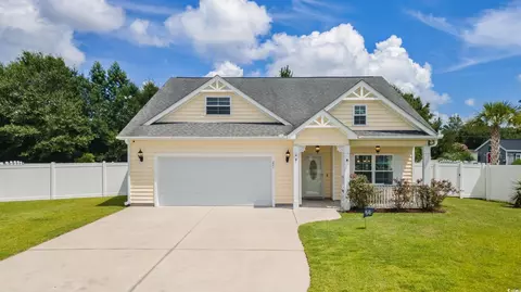 221 Maple Oak Dr, Conway, SC 29526