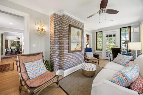 Living - 802 Elm St, Conway, SC 29526 photo 1 of 4