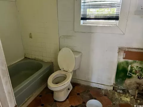 817 Simmons St, Marion, SC 29571 photo 7