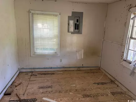 817 Simmons St, Marion, SC 29571 photo 3