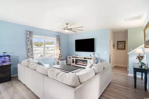 Living - 699 Heritage Downs Dr, Conway, SC 29526 photo 2 of 5
