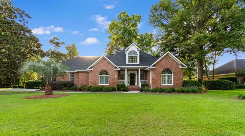 995 Oatland Lake Rd, Pawleys Island, SC 29585
