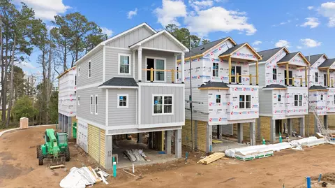 401 Flounder Way, Myrtle Beach, SC 29577