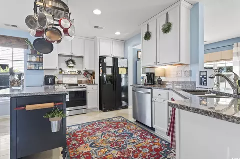 Kitchen - 817 Old Castle Loop, Myrtle Beach, SC 29579 photo 1 of 6
