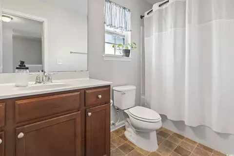 Bath - 817 Old Castle Loop, Myrtle Beach, SC 29579 photo 3 of 3