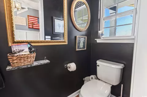 Bath - 817 Old Castle Loop, Myrtle Beach, SC 29579 photo 1 of 3
