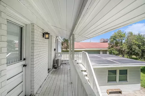 Exterior - 820 17th Ave N, Surfside Beach, SC 29575 photo 4 of 10