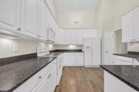 Kitchen - 158 Regency Dr, Conway, SC 29526 photo 2 of 3