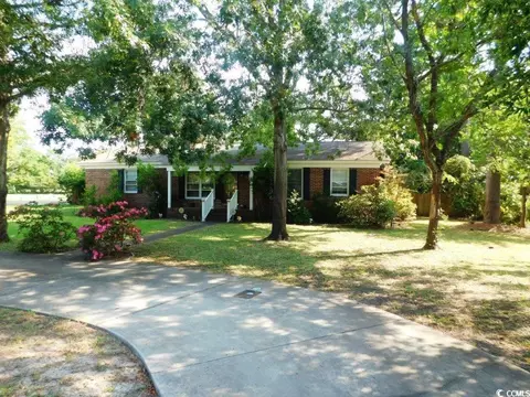 712 Dogwood Ave, Myrtle Beach, SC 29577