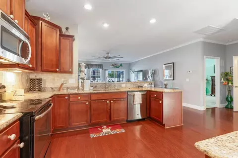 Kitchen - 321 Deer Path Dr, Murrells Inlet, SC 29576 photo 2 of 3