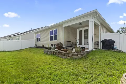 Exterior - 191 Ocean Commons Dr, Surfside Beach, SC 29575 photo 3 of 5
