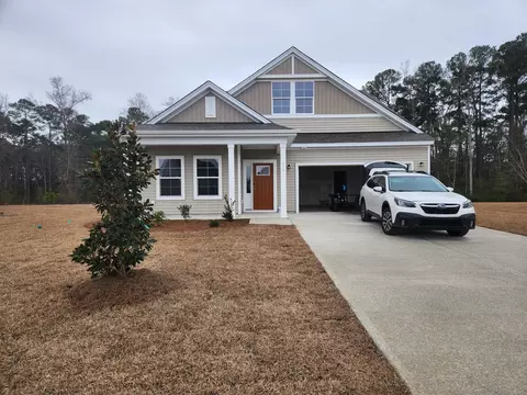 214 NW Mayflower Dr, Calabash, NC 28467