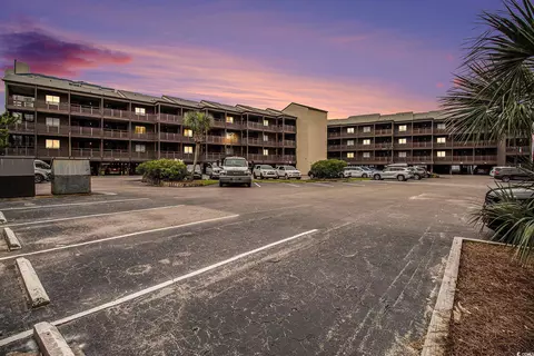 108 N Ocean Blvd #204, North Myrtle Beach, SC 29582
