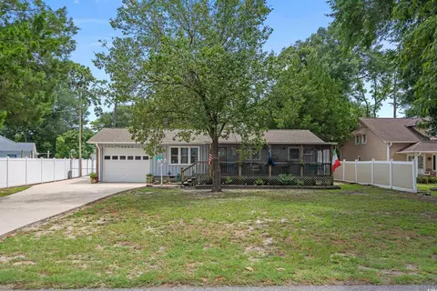 4503 Poinsett St, North Myrtle Beach, SC 29582