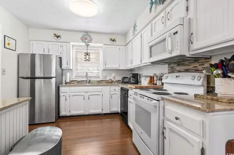 2005 Lakeview Cir, Surfside Beach, SC 29575 photo 13