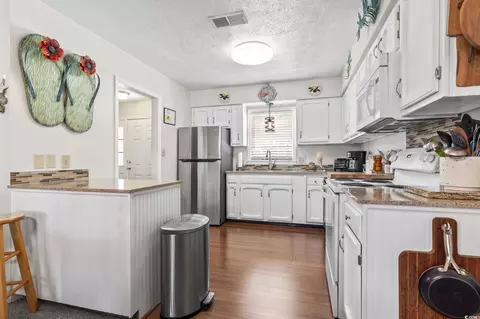 2005 Lakeview Cir, Surfside Beach, SC 29575 photo 14
