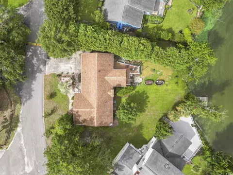 2005 Lakeview Cir, Surfside Beach, SC 29575 photo 36