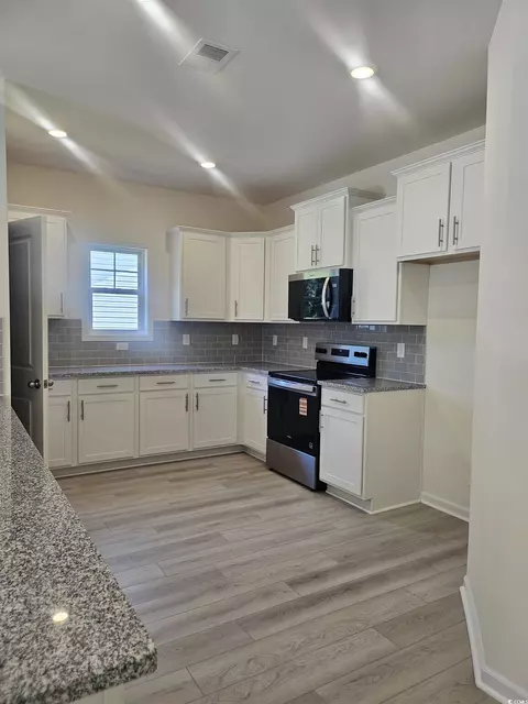 484 Honeyhill Loop, Conway, SC 29526 photo 2