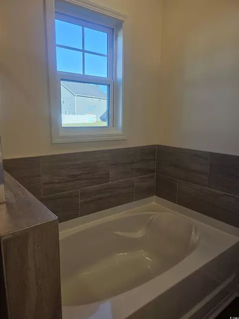 586 Honeyhill Loop, Conway, SC 29526 photo 9