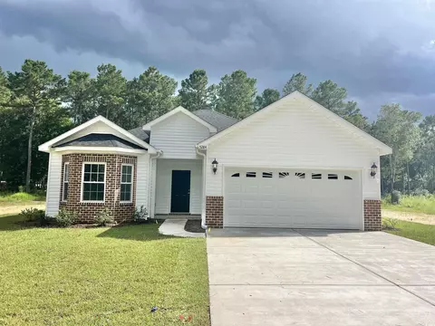 5284 Old Forest Dr, Loris, SC 29569