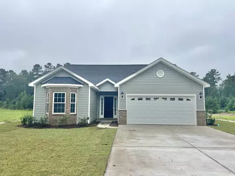 5276 Old Forest Dr, Loris, SC 29569
