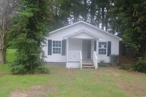 406 Stewart St, Dillon, SC 29536