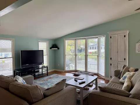 468 Sandpebble Dr, Surfside Beach, SC 29575 photo 4
