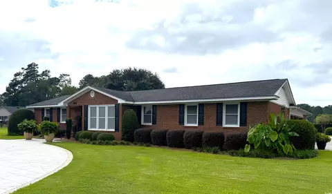 638 Camelot Rd, Lake City, SC 29560