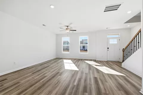 Living - 150 River Birch Dr, Loris, SC 29569 photo 1 of 4