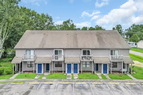 500 Oak Circle Dr #B6, Myrtle Beach, SC 29588