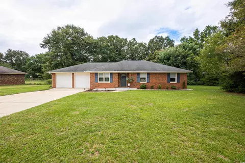 Exterior - 2920 Joyce St, Sumter, SC 29154 photo 2 of 12