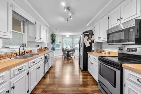 Kitchen - 2920 Joyce St, Sumter, SC 29154 photo 1 of 4