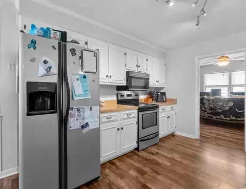 Kitchen - 2920 Joyce St, Sumter, SC 29154 photo 4 of 4