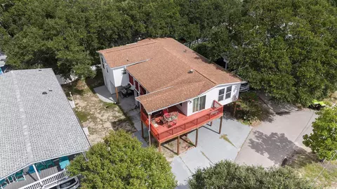 2145 Lark Dr, Surfside Beach, SC 29575