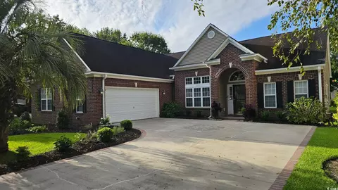 1142 N Blackmoor Dr, Murrells Inlet, SC 29576