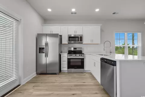Kitchen - 801 Maxine Ct #E, Myrtle Beach, SC 29577 photo 2 of 4