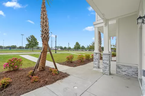 Exterior - 801 Maxine Ct #E, Myrtle Beach, SC 29577 photo 2 of 10